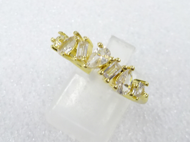 クリスタル　指輪(19号)